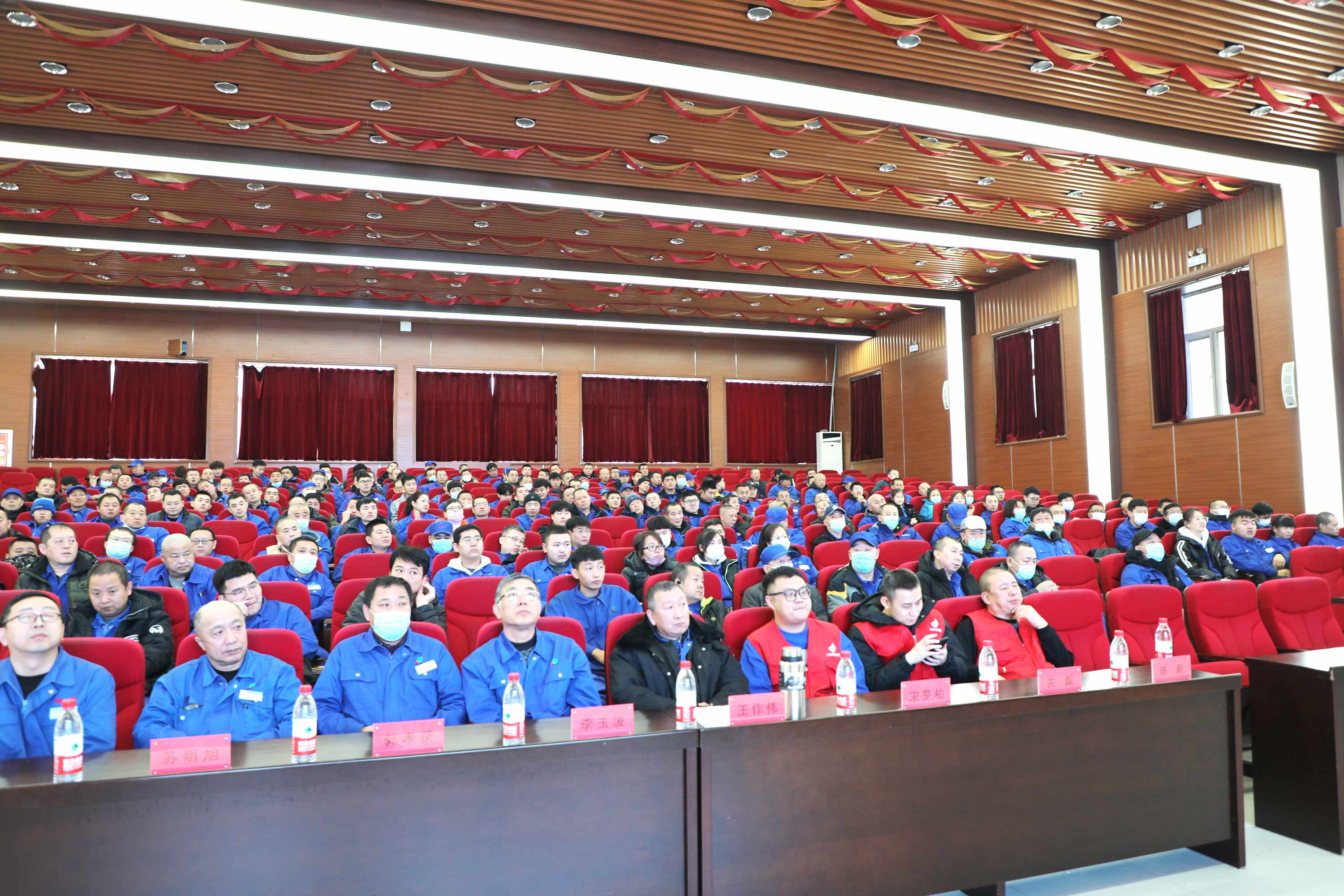 1c8903c5-2bc9-4fcf-ba34-01797d22528f